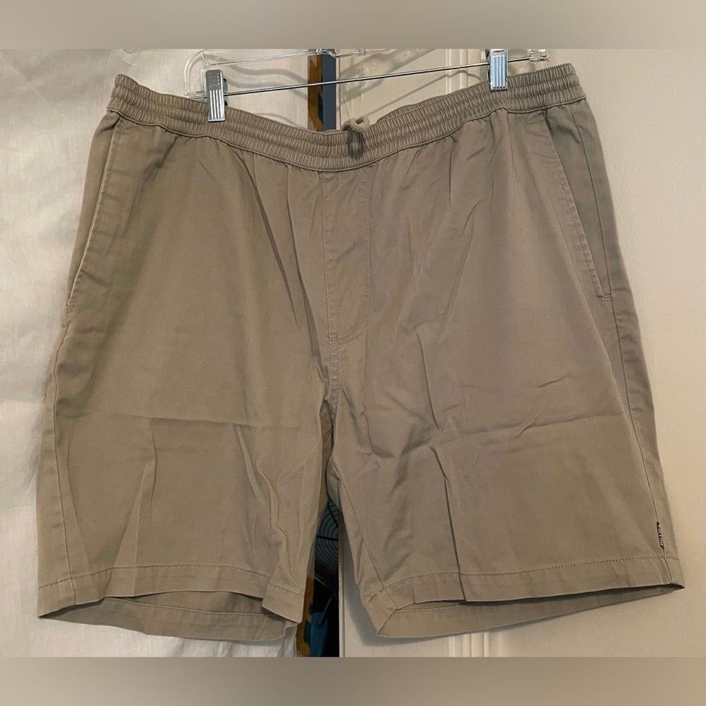 Volcom Khaki Drawstring Shorts Casual Style size 33